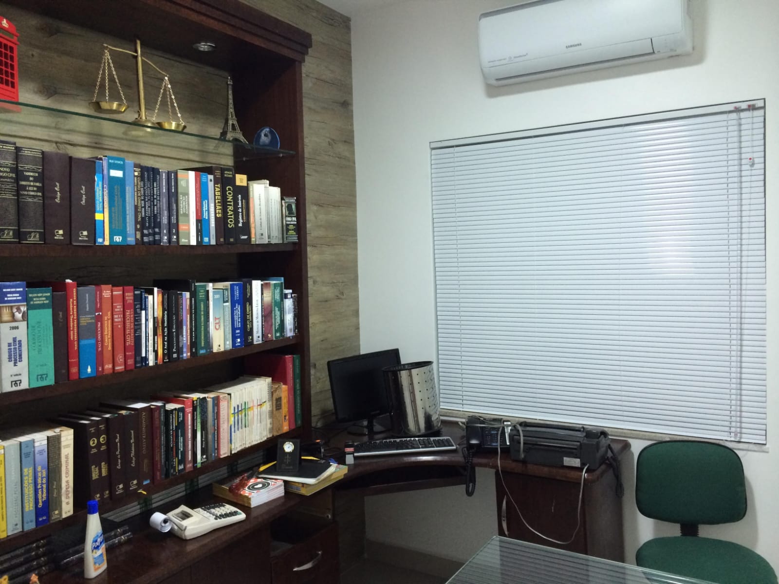 Casa comercial - Lourdes Governador Valadares