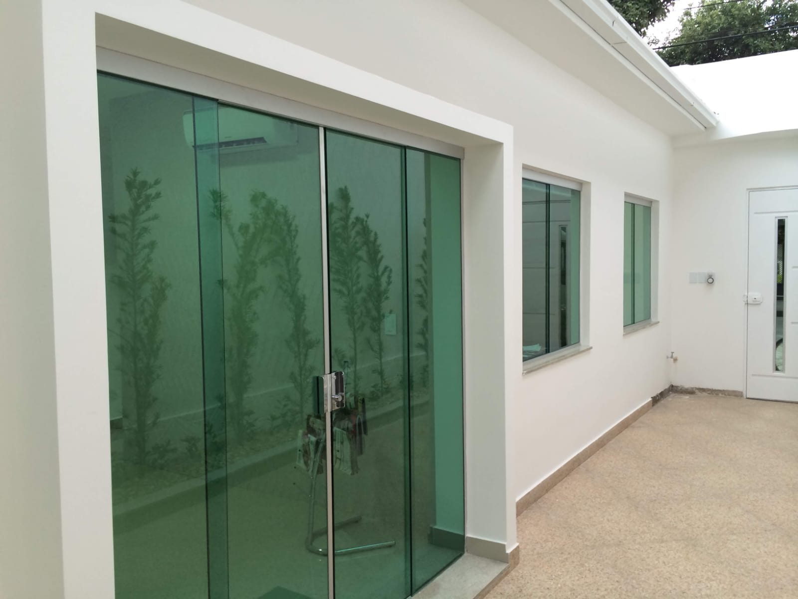 Casa comercial - Lourdes Governador Valadares