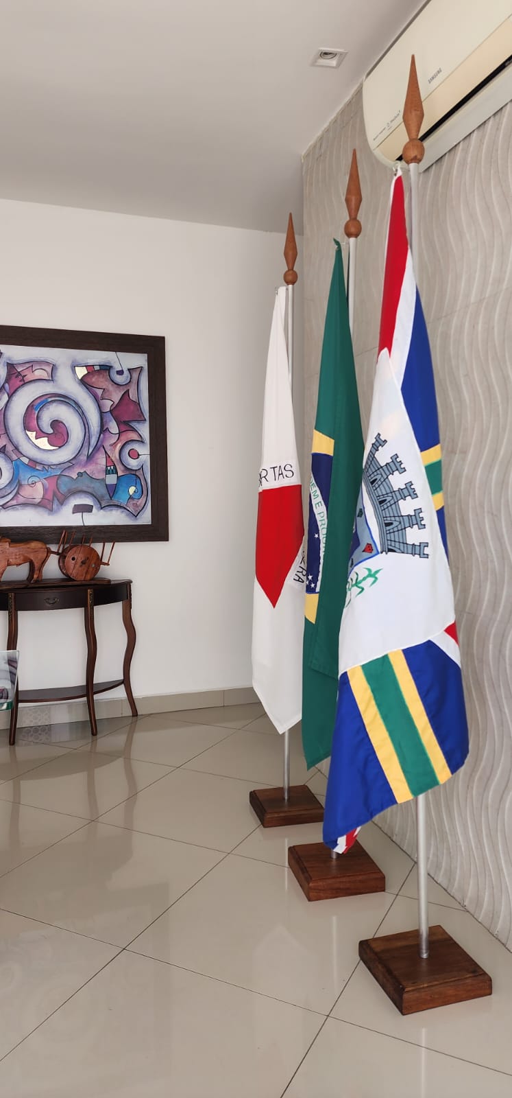 Casa comercial - Lourdes Governador Valadares