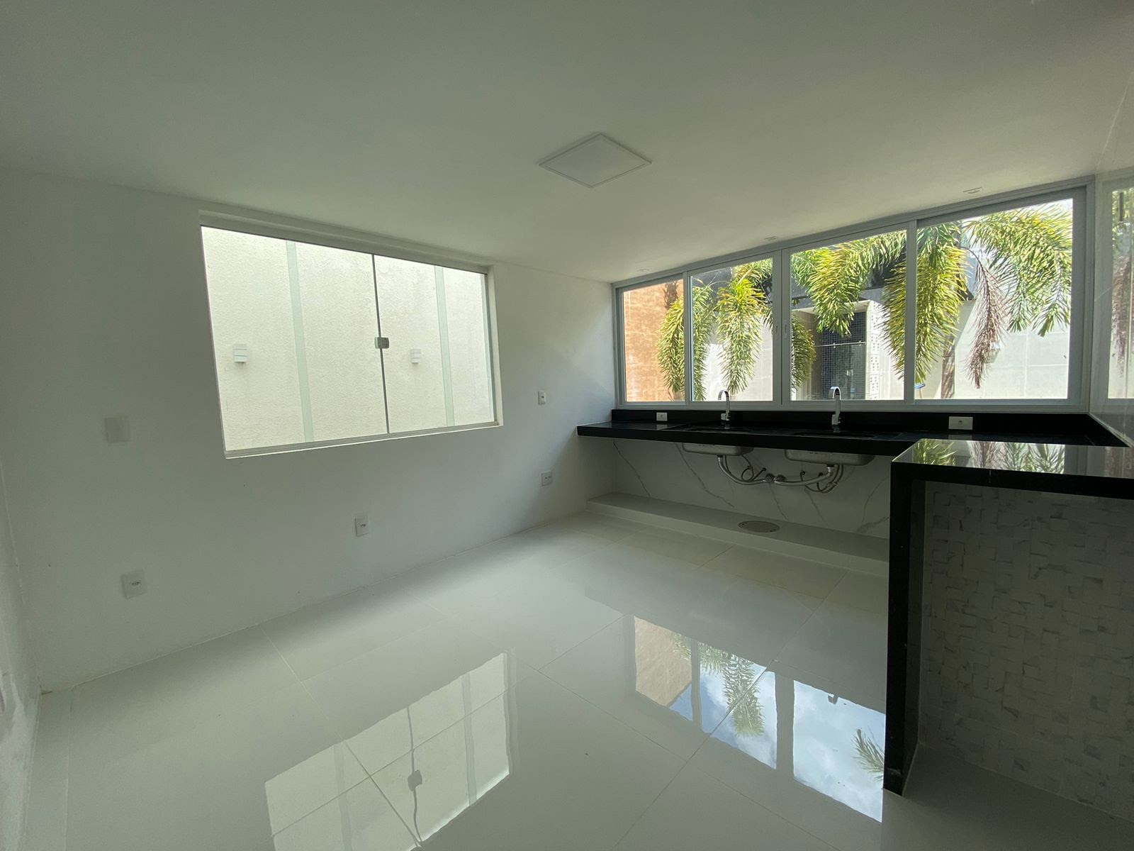 Casa 4 suítes - Ilha dos Araújos Governador Valadares