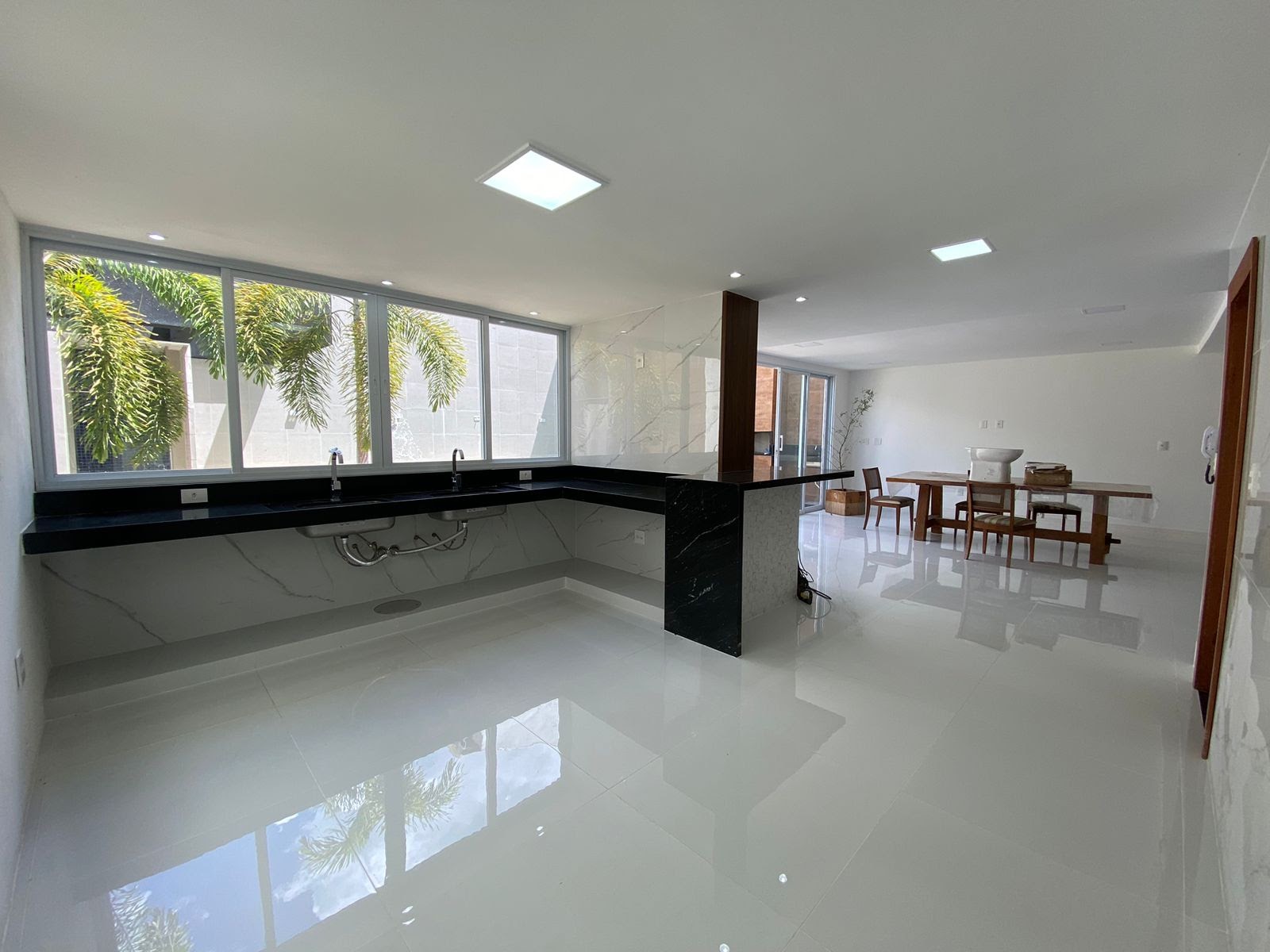 Casa 4 suítes - Ilha dos Araújos Governador Valadares
