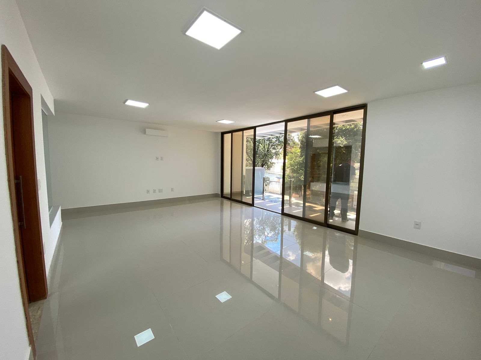 Casa 4 suítes - Ilha dos Araújos Governador Valadares