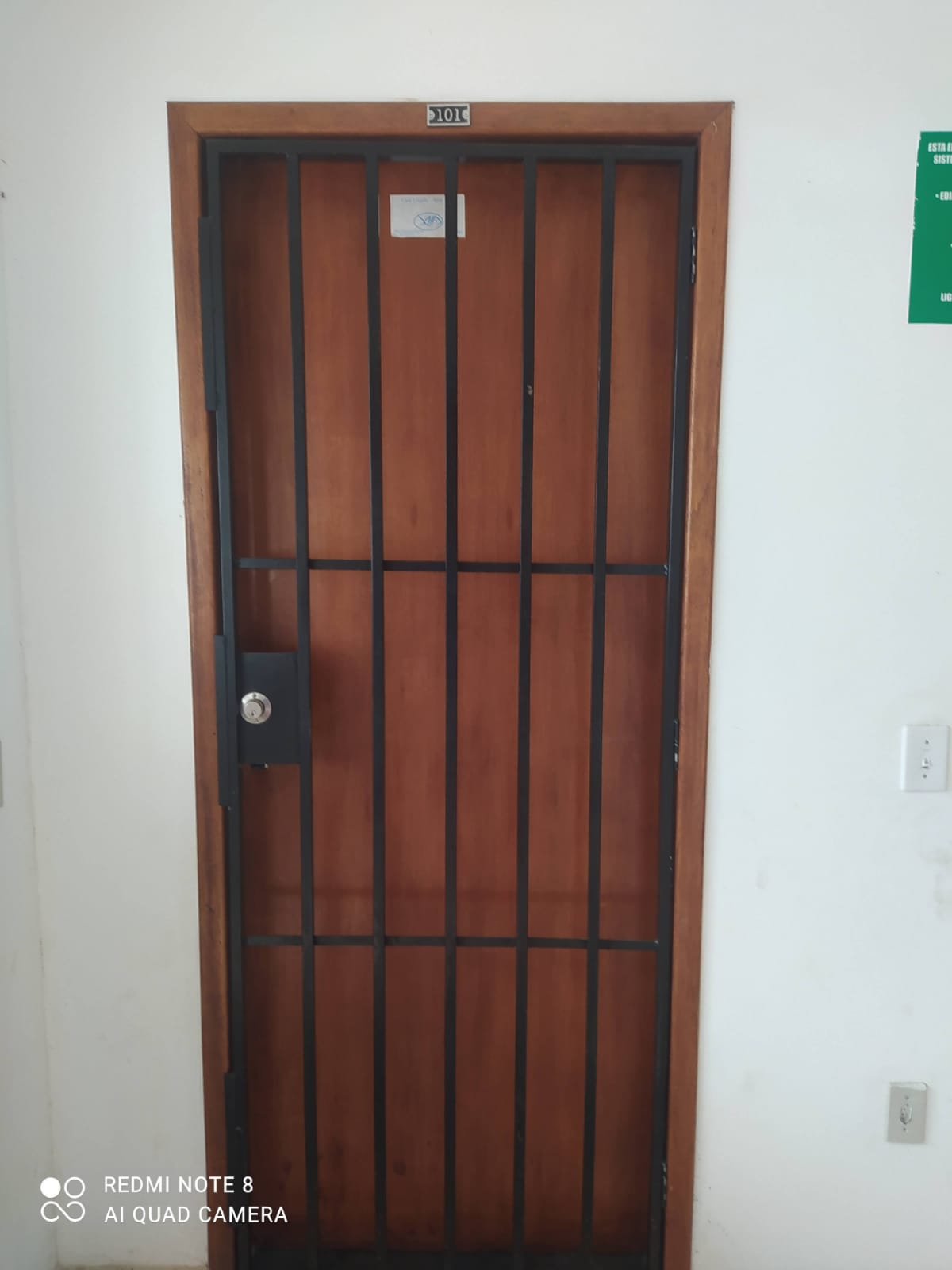 Apartamento Térreo - São Raimundo - Gov. Valadares