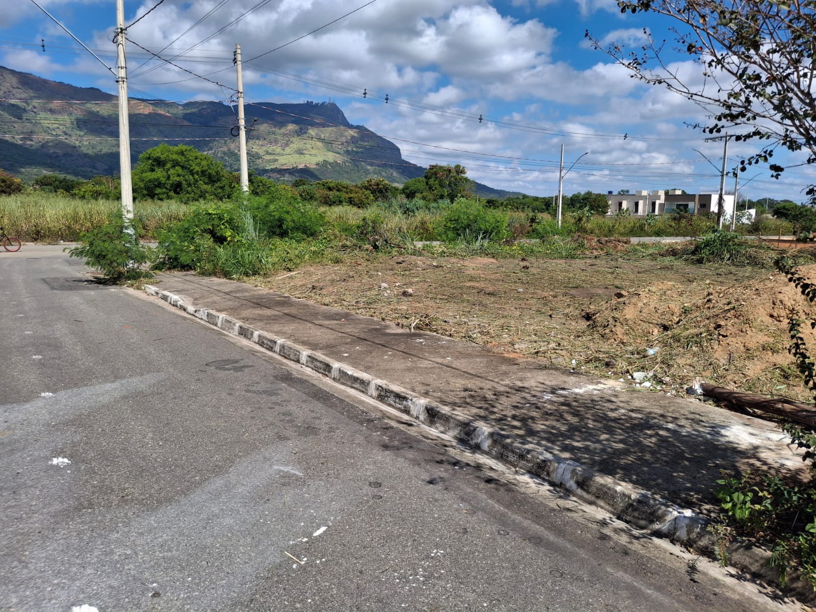 Lote - Venda, Bosque da Figueira, Governador Valadares, MG