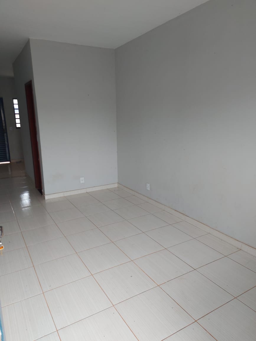Alugo casa no Cond. Vila Rica VI Jardim Ingá