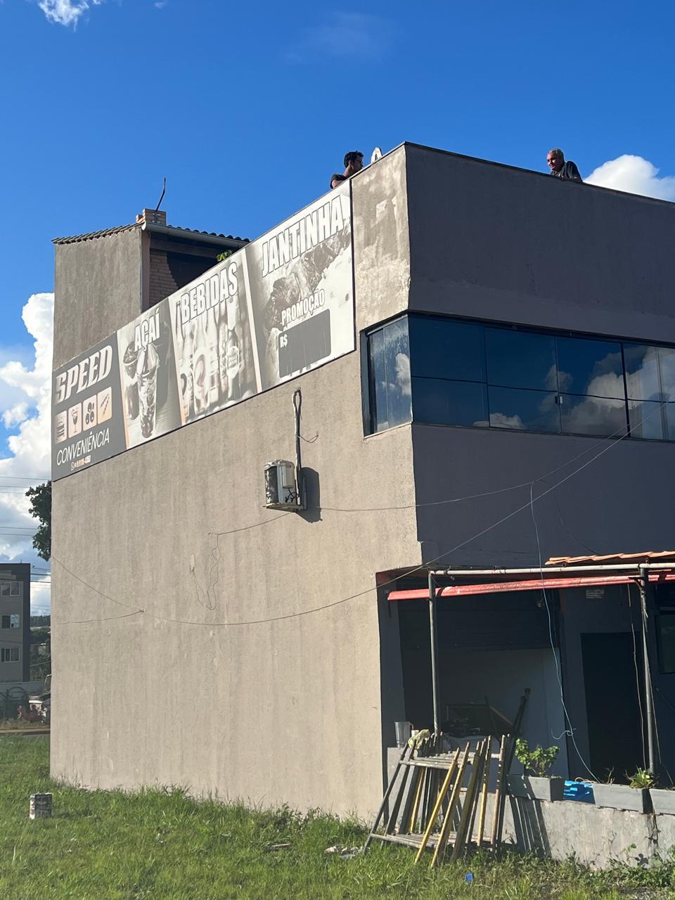Vende-se prédio comércial/residencial