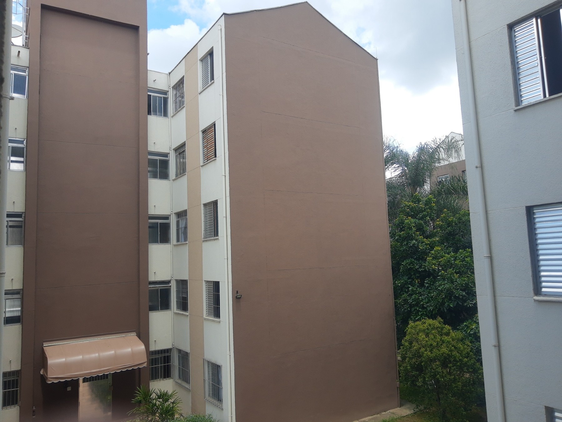 Venda de Apto no Condomínio Residencial Jardim dos Ipês localizado na Rua Inácio Monteiro 600