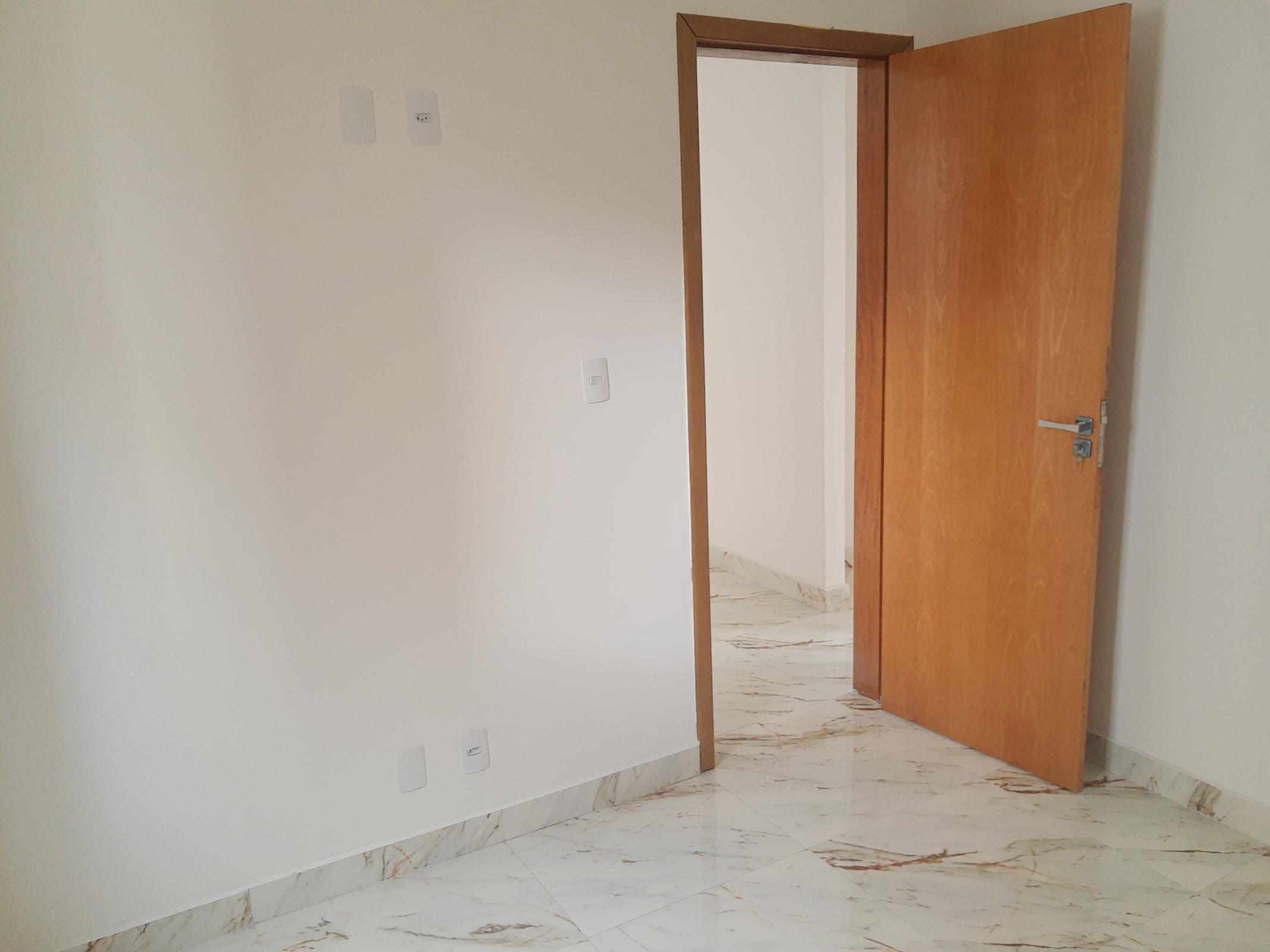 Venda de Apto no Condomínio Residencial Jardim dos Ipês localizado na Rua Inácio Monteiro 600