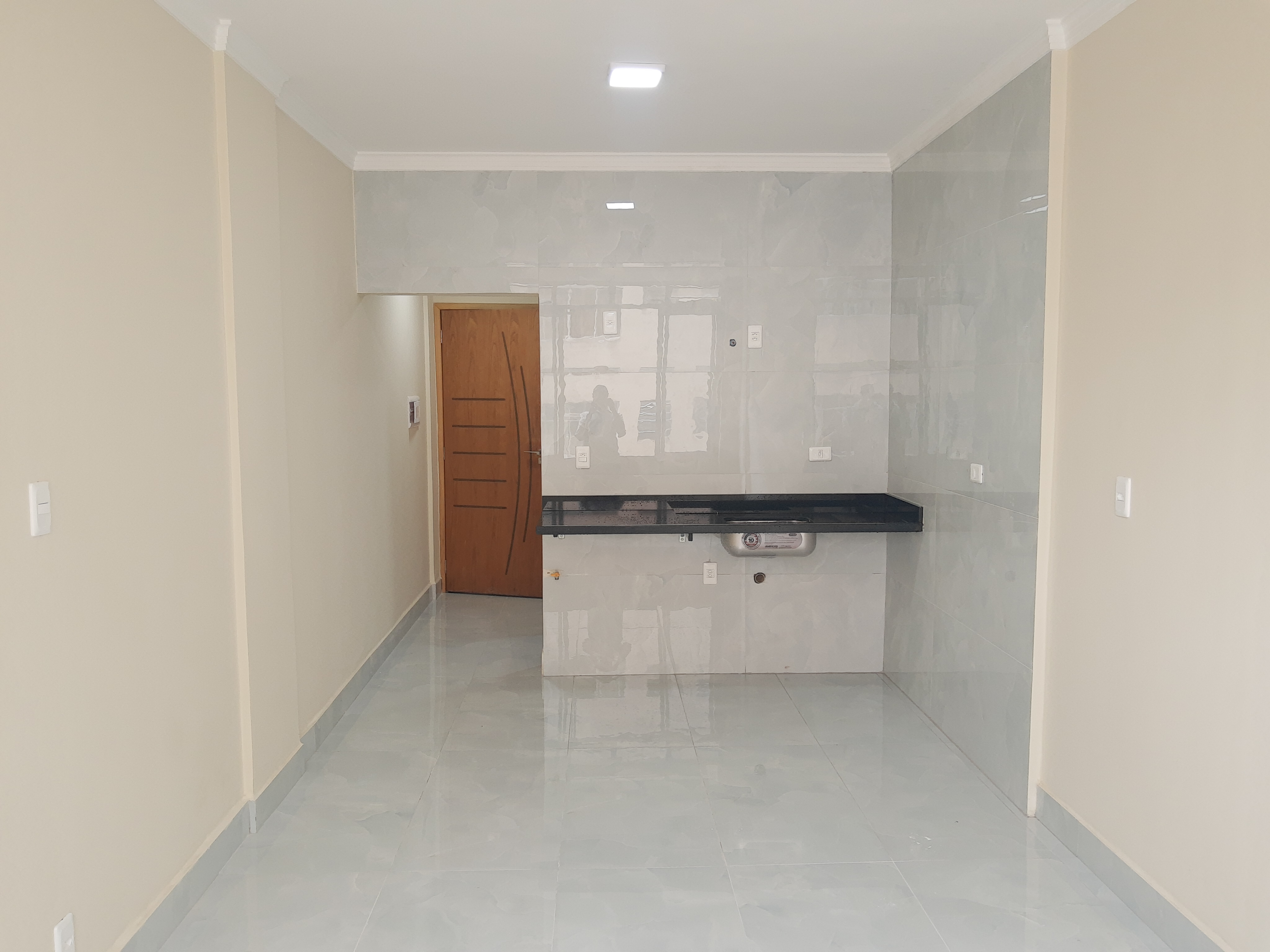 Kitnet Moderna e Reformada 