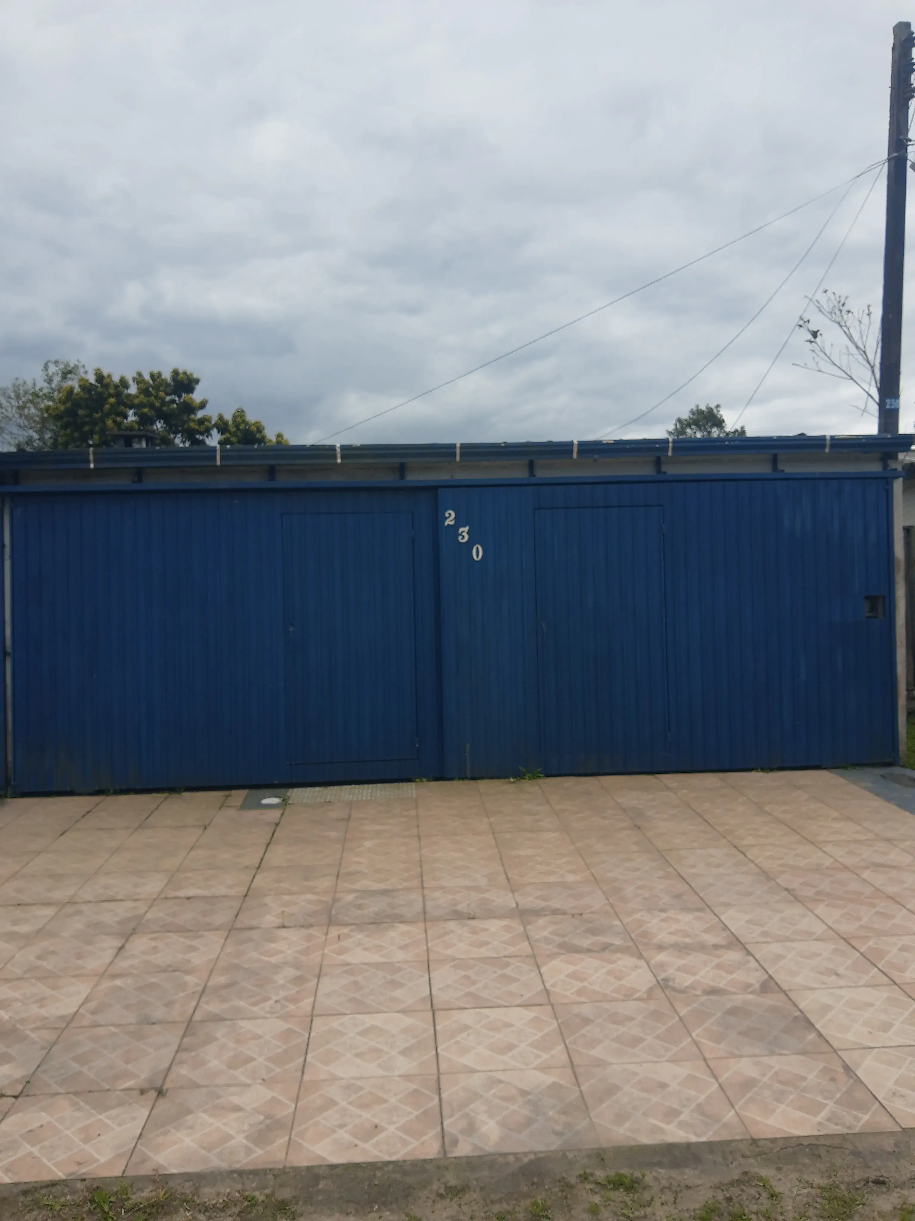 Casa à venda com 2 quartos, 100m² - Foto 3