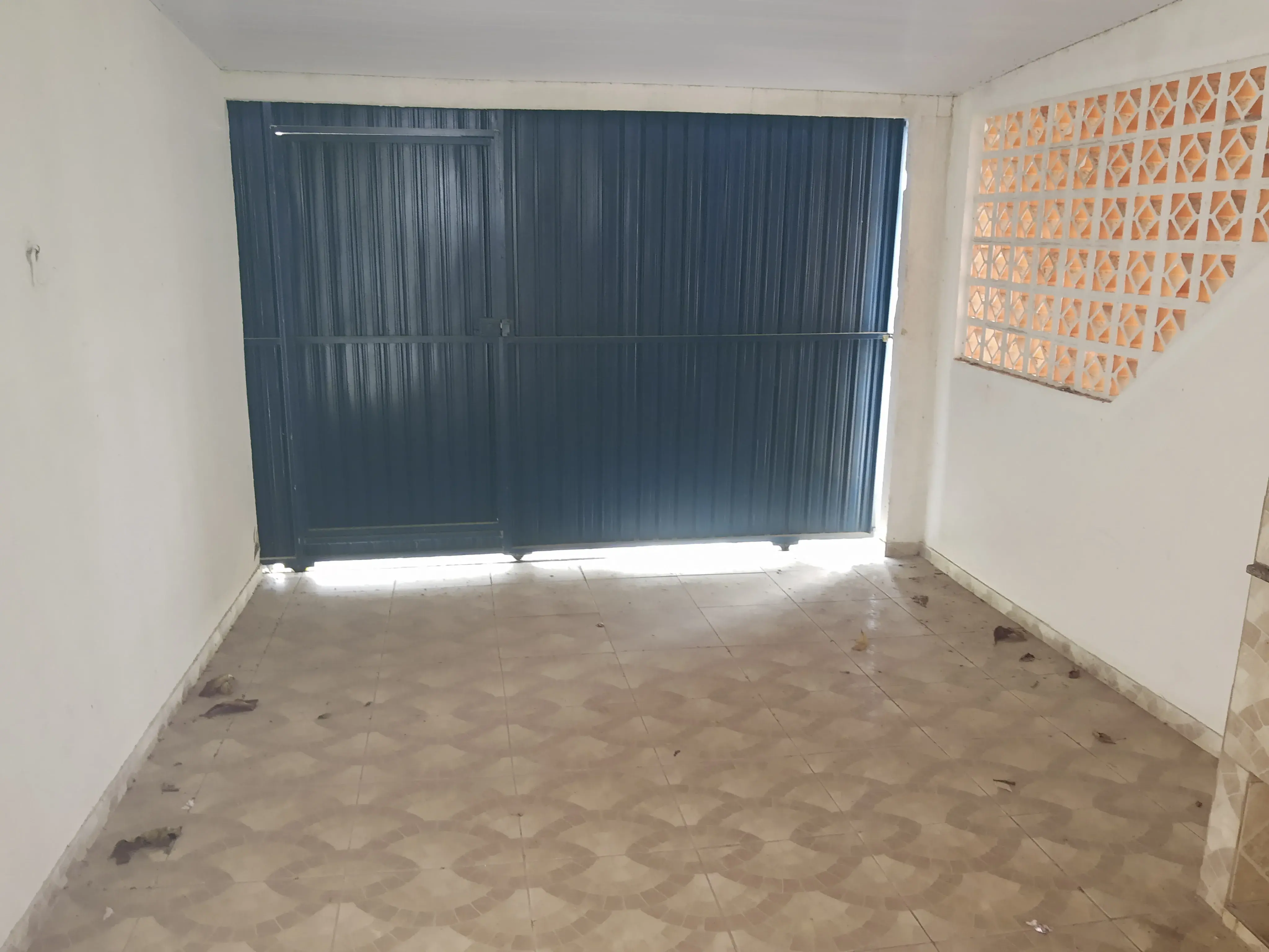 Casa à venda com 2 quartos, 100m² - Foto 9