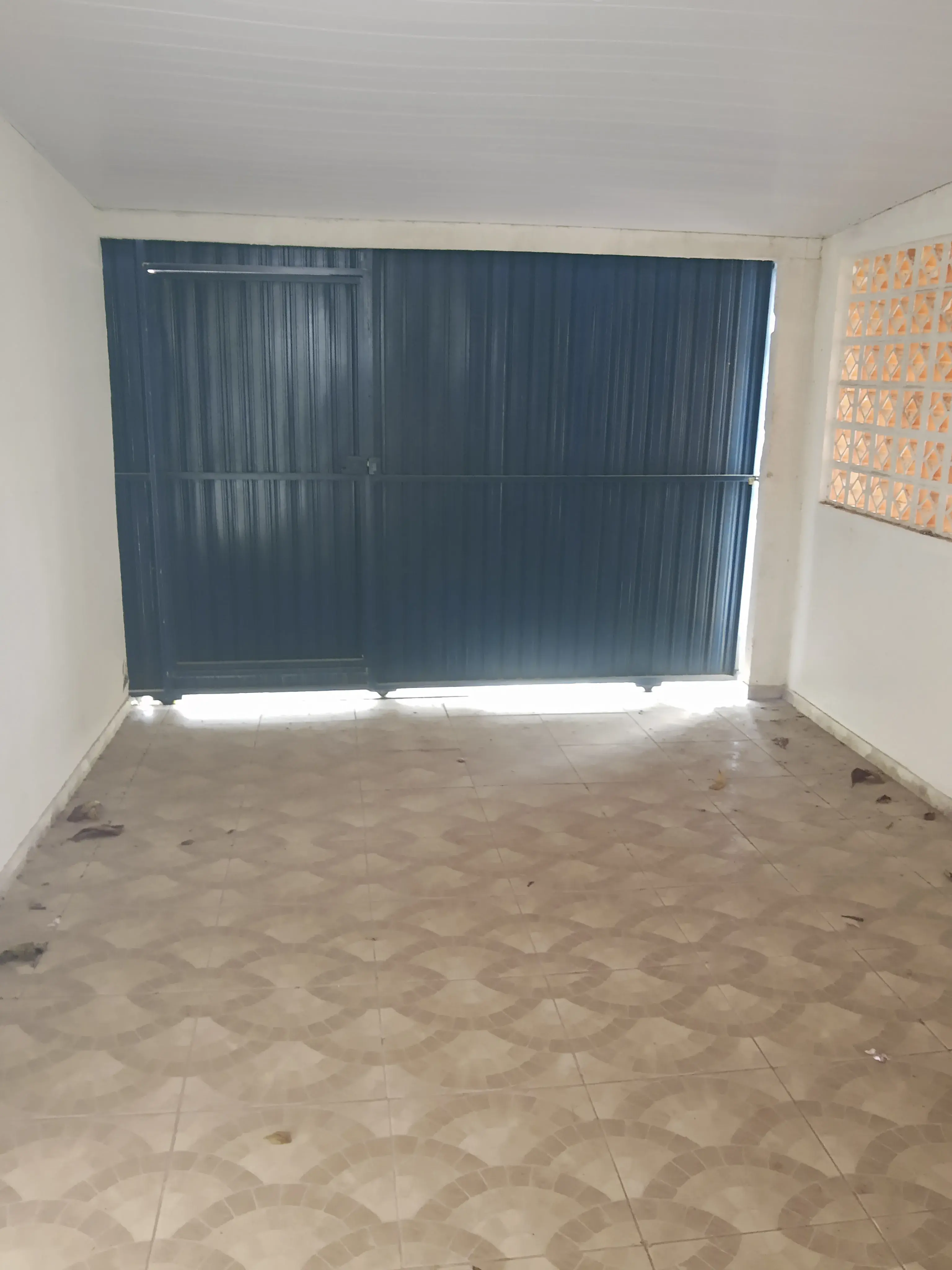 Casa à venda com 2 quartos, 100m² - Foto 18