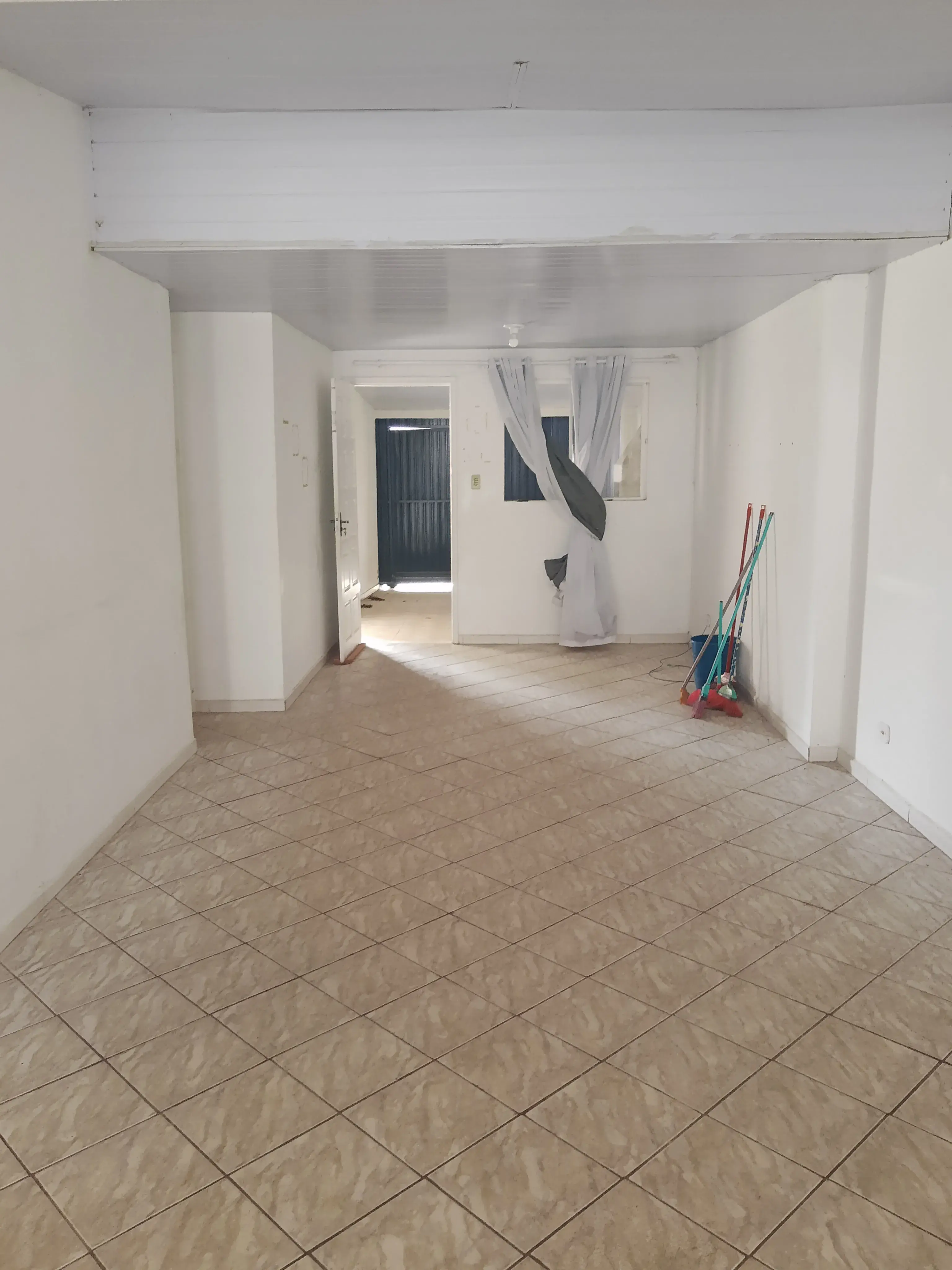 Casa à venda com 2 quartos, 100m² - Foto 20