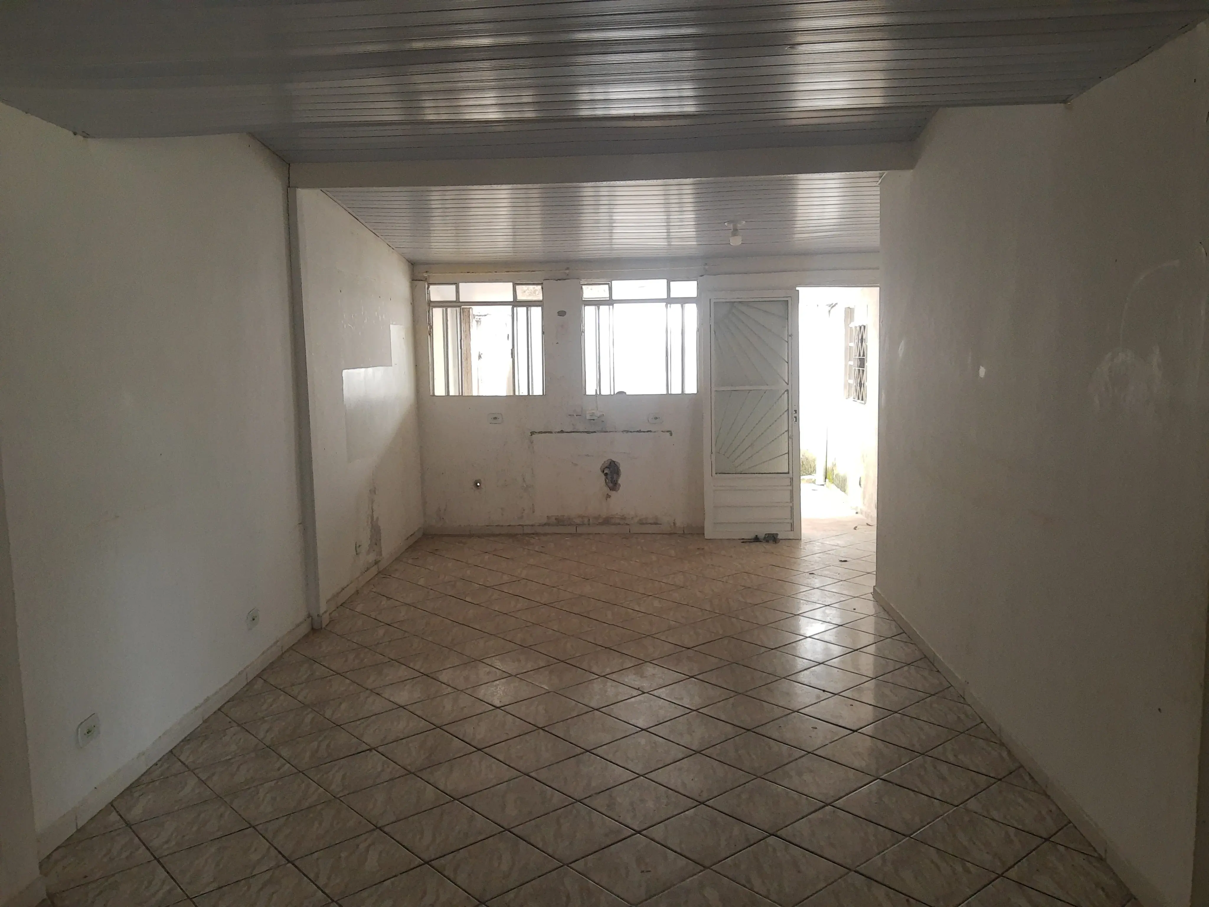 Casa à venda com 2 quartos, 100m² - Foto 28