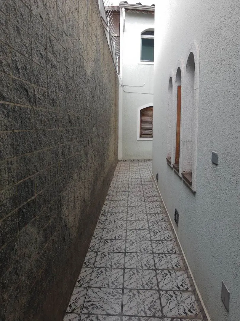 Sobrado com 4 Dormitórios para Alugar na Vila Hebe – Próximo ao Largo do Japonês