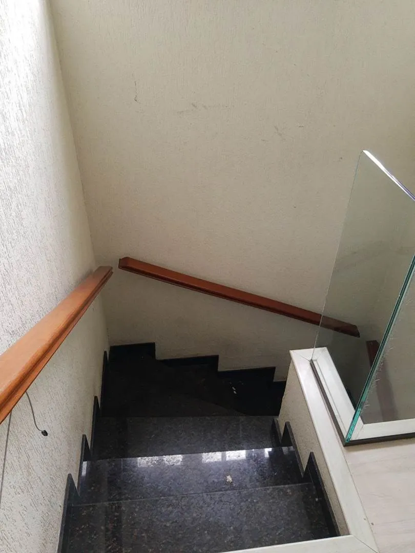 Sobrado com 4 Dormitórios para Alugar na Vila Hebe – Próximo ao Largo do Japonês