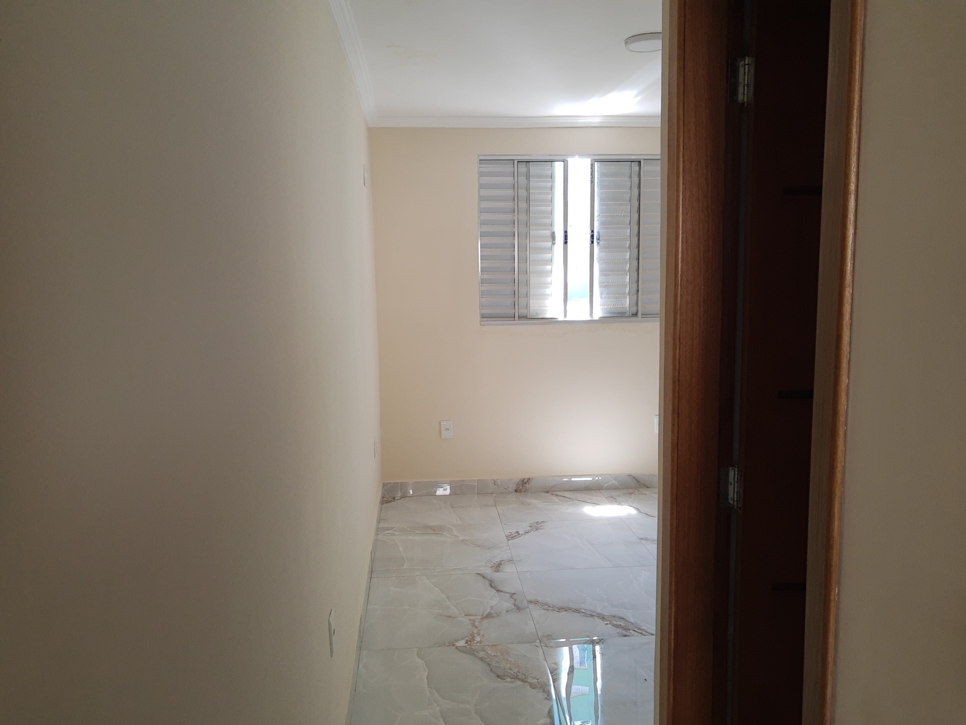Kitnet à venda na Liberdade/SP com Entrada de apenas R$ 25.000,00 - Reformada e pronta para morar!