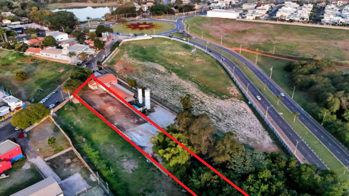 Área para incorporação residencial com 3.876 metros em Paulínia