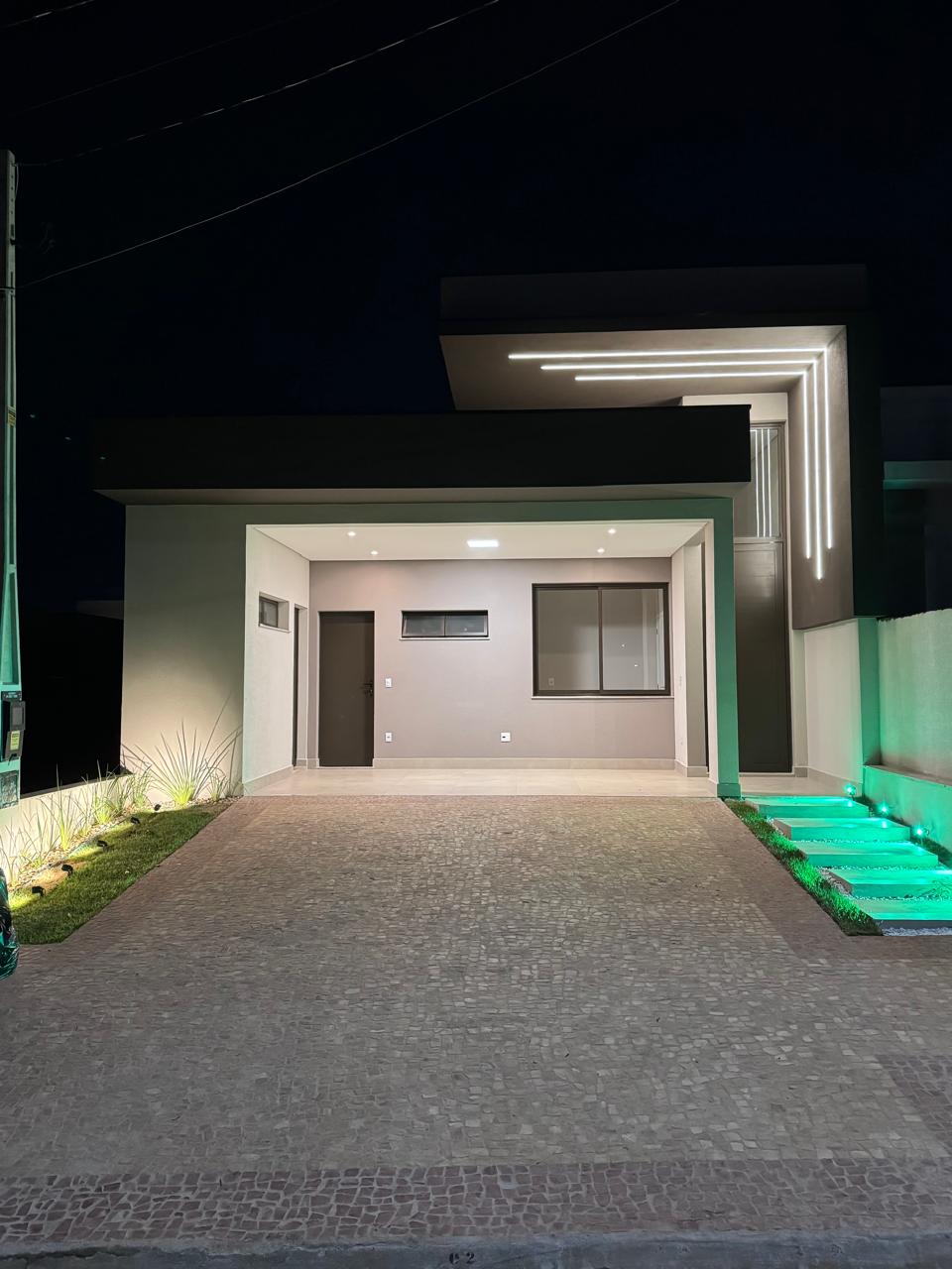 Casa de Alto Padrão com 3 Suítes e Eficiência Energética no Terras da Estância