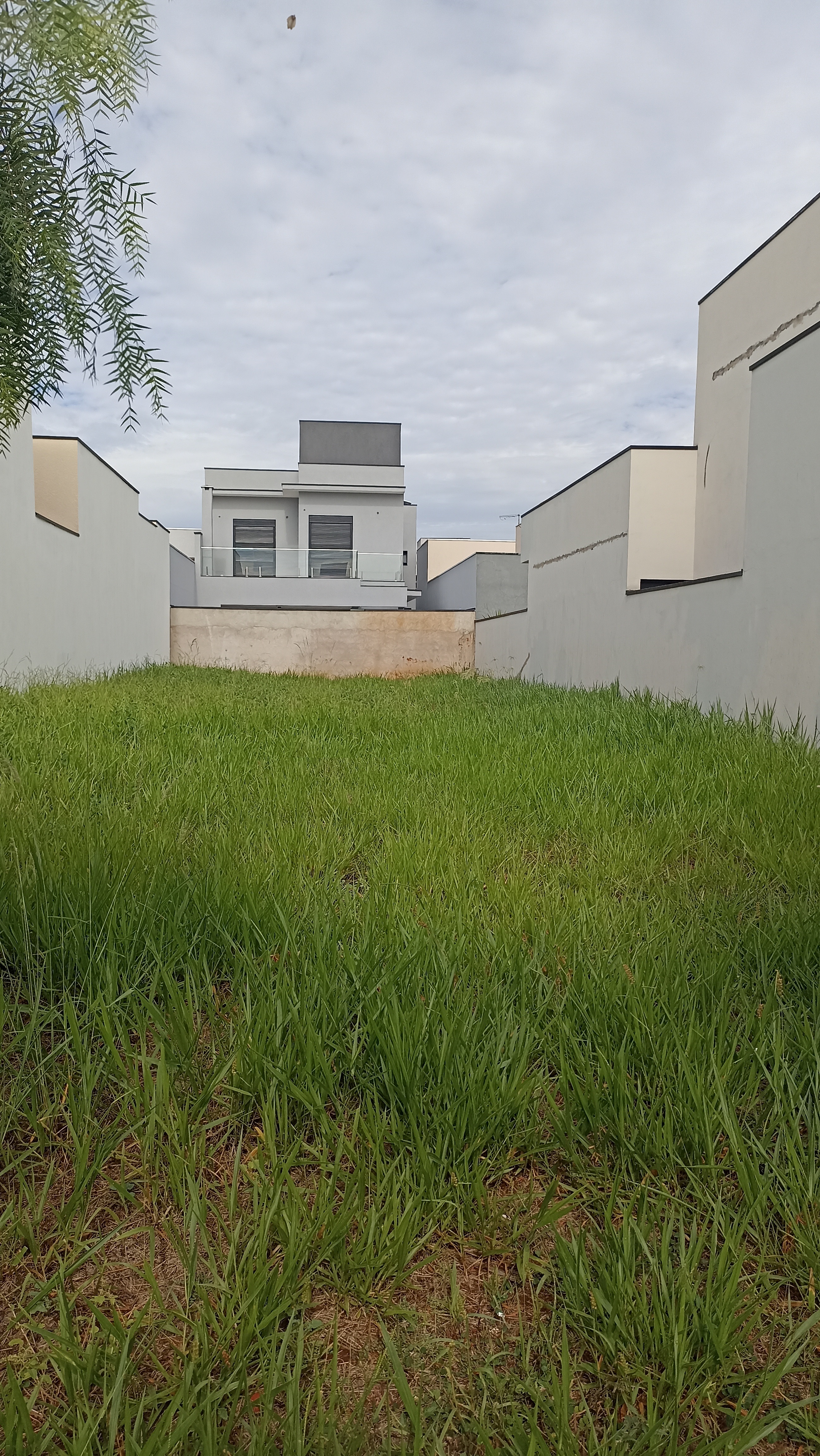 Terreno de 200m² à Venda no Condomínio Terras da Estância – Paulínia/SP