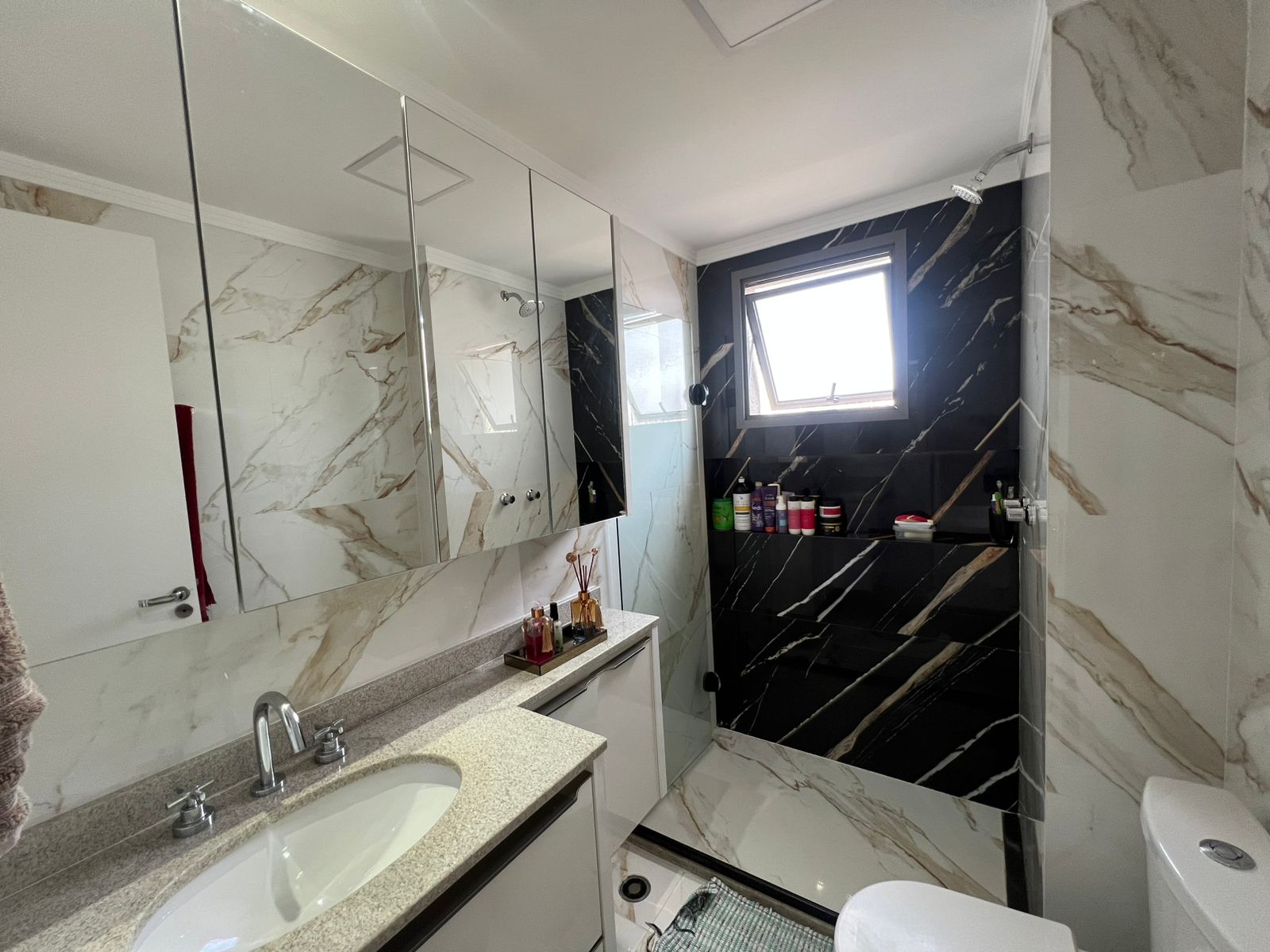 Apartamento Espaçoso e Moderno no Tatuapé: Seu Novo Capítulo Começa Aqui!
