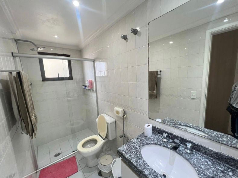Apartamento Espaçoso no Tatuapé: Conforto e Lazer Completos para Sua Família!