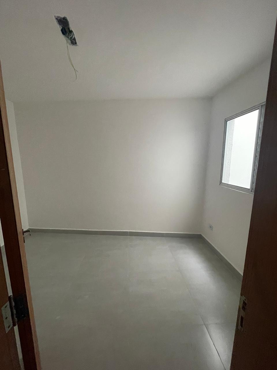 Apartamento 2 dormitórios na Guilhermina, 500 metros do metrô