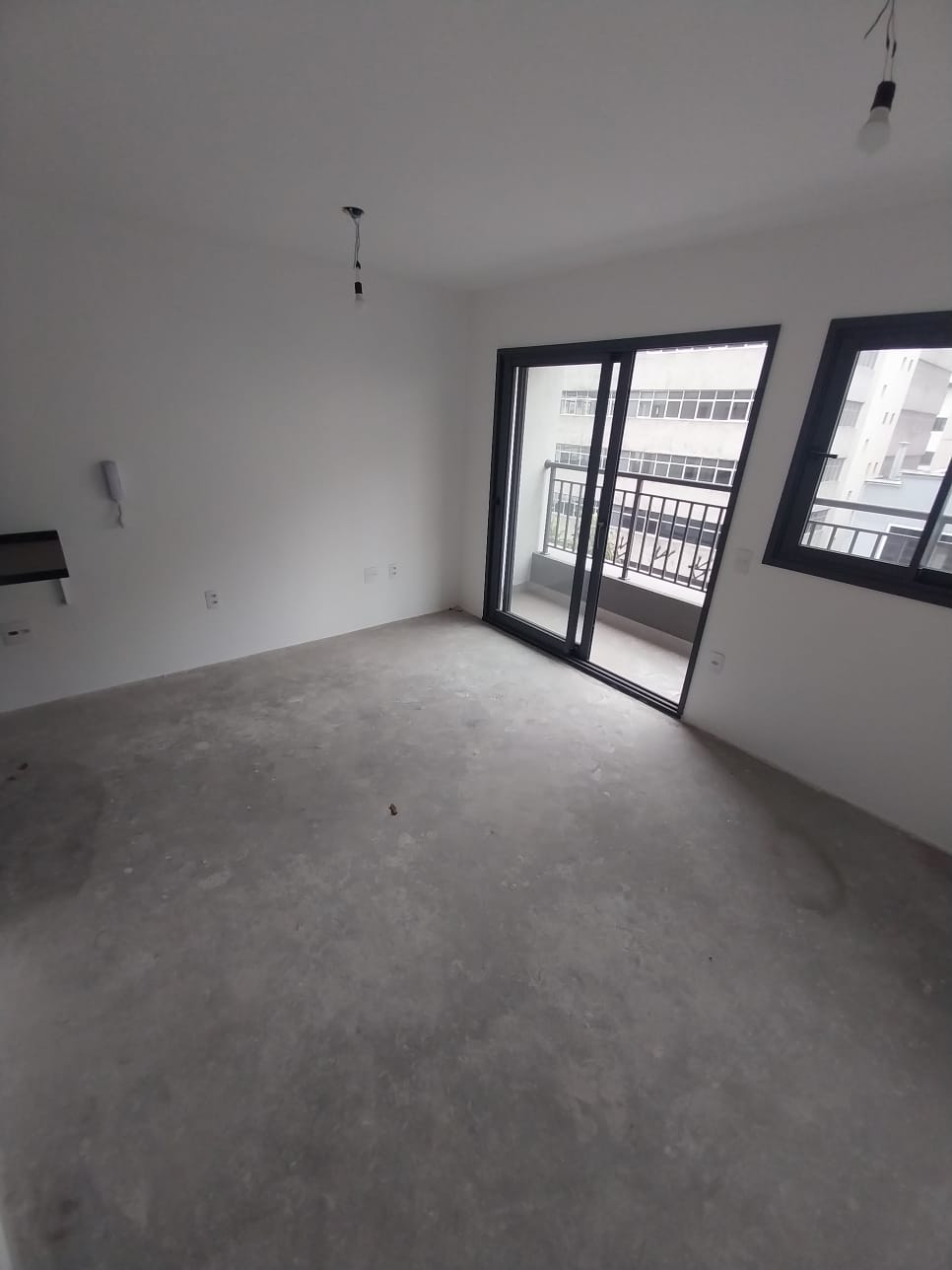 Studio a venda no centro de São Paulo (República)