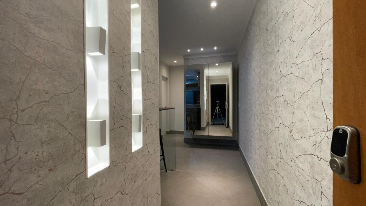 Viva com Estilo e Conveniência em Frente ao Shopping Anália Franco!