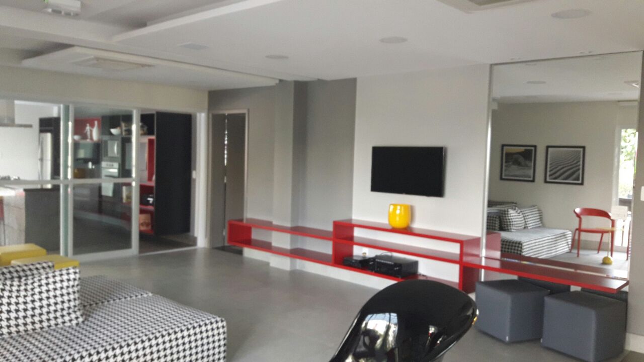 Viva com Estilo e Conveniência em Frente ao Shopping Anália Franco!