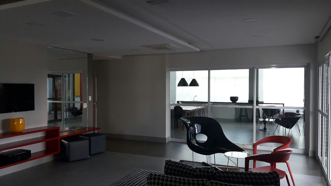Viva com Estilo e Conveniência em Frente ao Shopping Anália Franco!