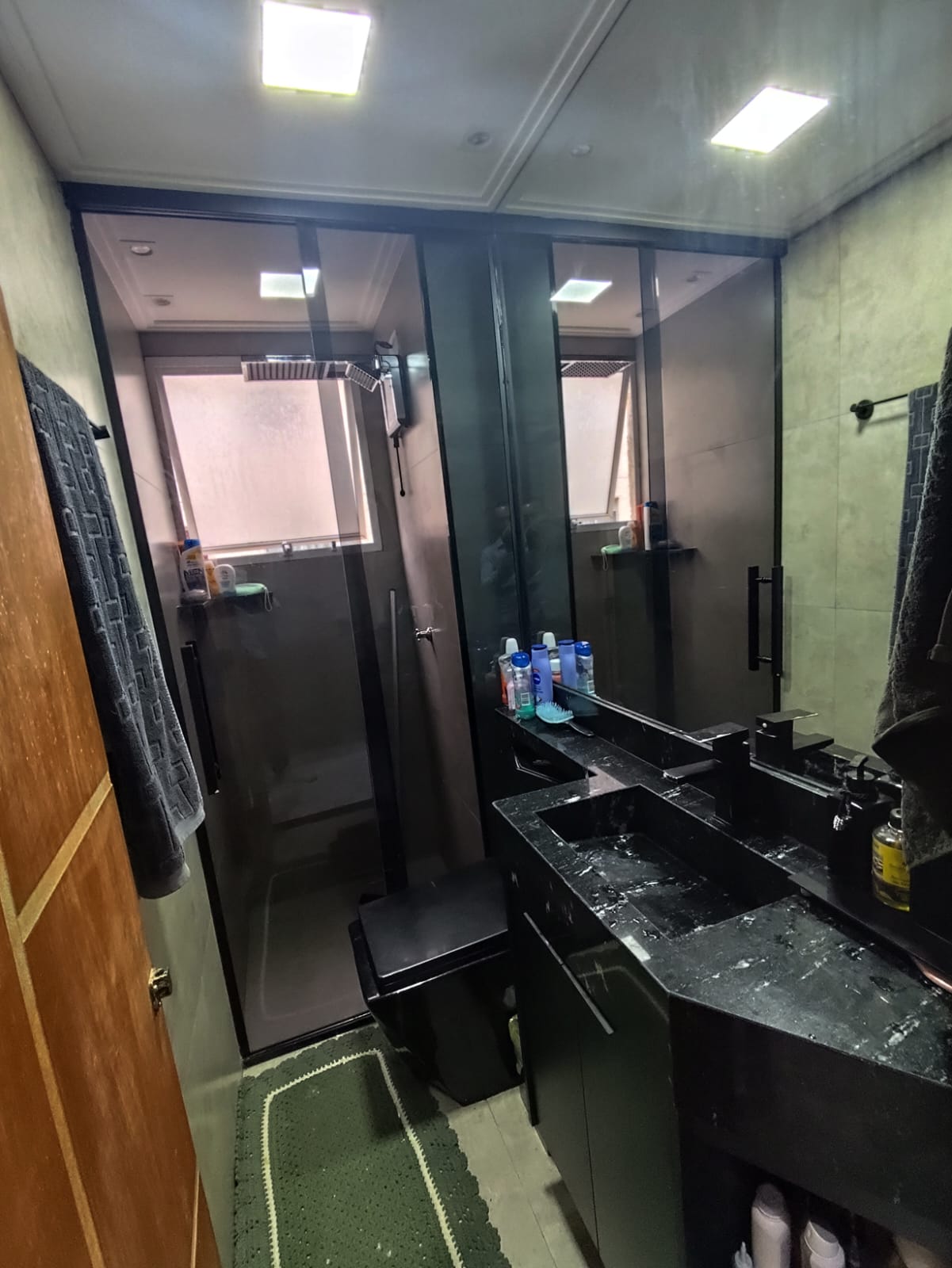 Apartamento a venda em Itaquera com 2 dormitórios mobiliado.