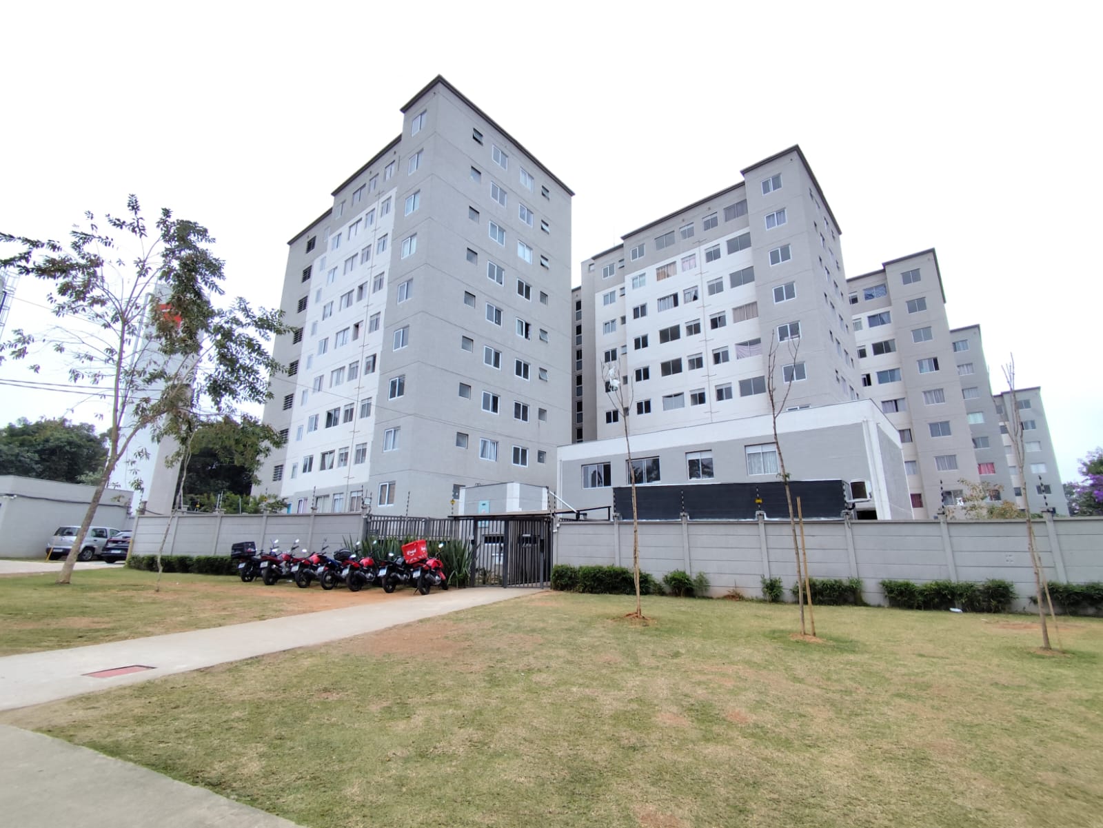 Apartamento a venda em Itaquera com 2 dormitórios mobiliado.