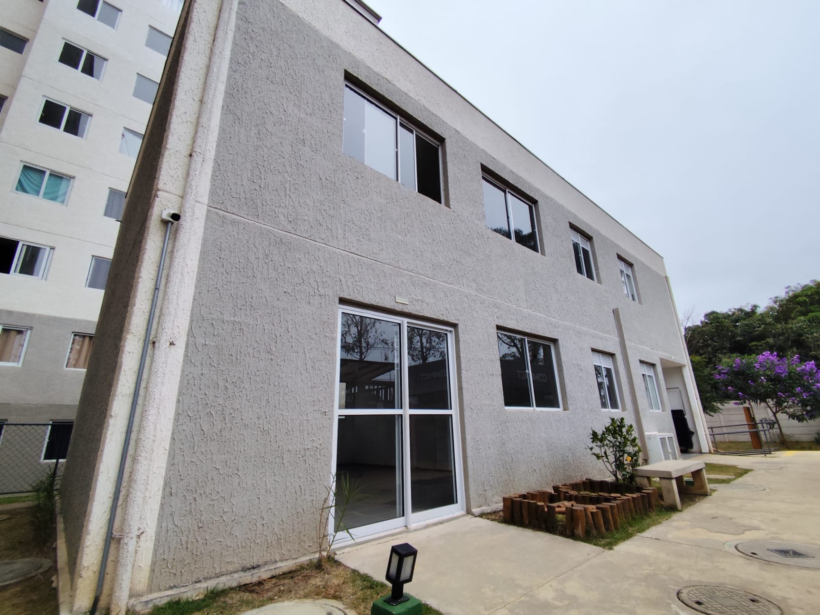 Apartamento a venda em Itaquera com 2 dormitórios mobiliado.