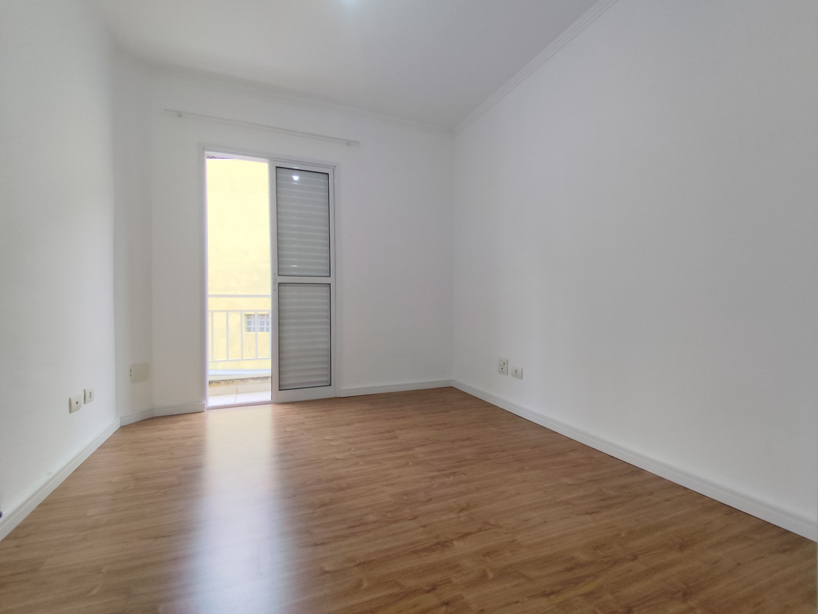 Casa com 2 suítes em condomínio fechado na Vila Libanesa, São Miguel.