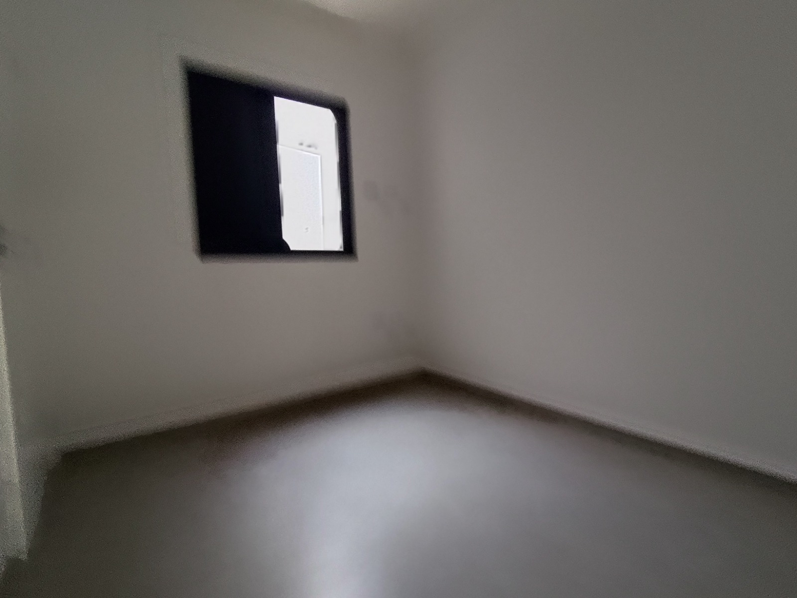 Sobrado com 3 dormitórios e quintal com churrasqueira em Ermelino Matarazzo.
