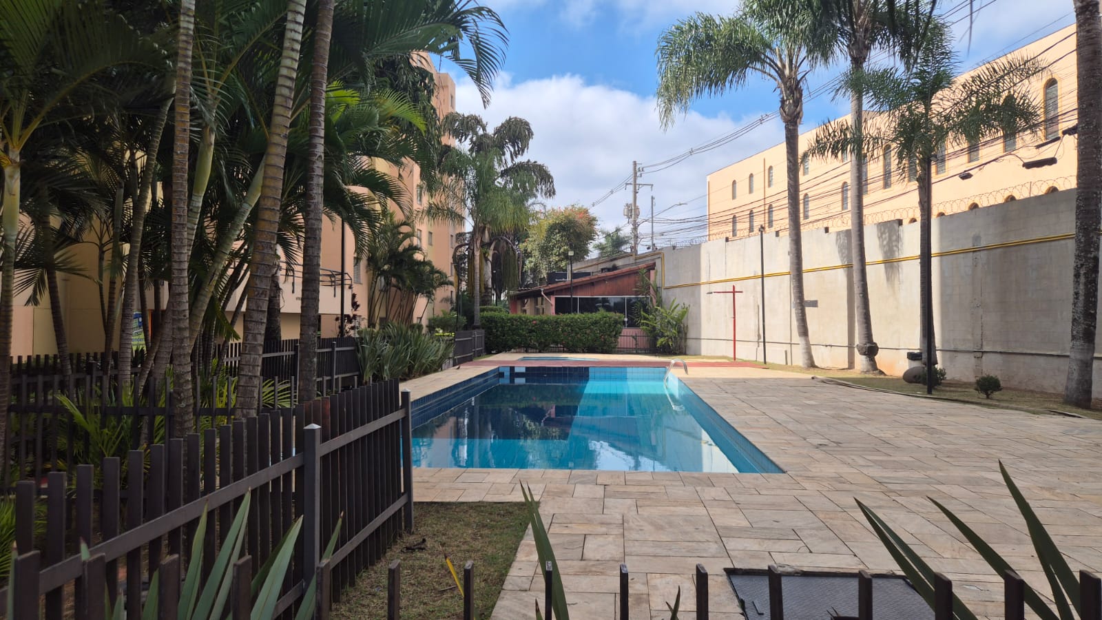 Apartamento em Ermelino Matarazzo com 2 dormitórios, planejados e lazer completo.
