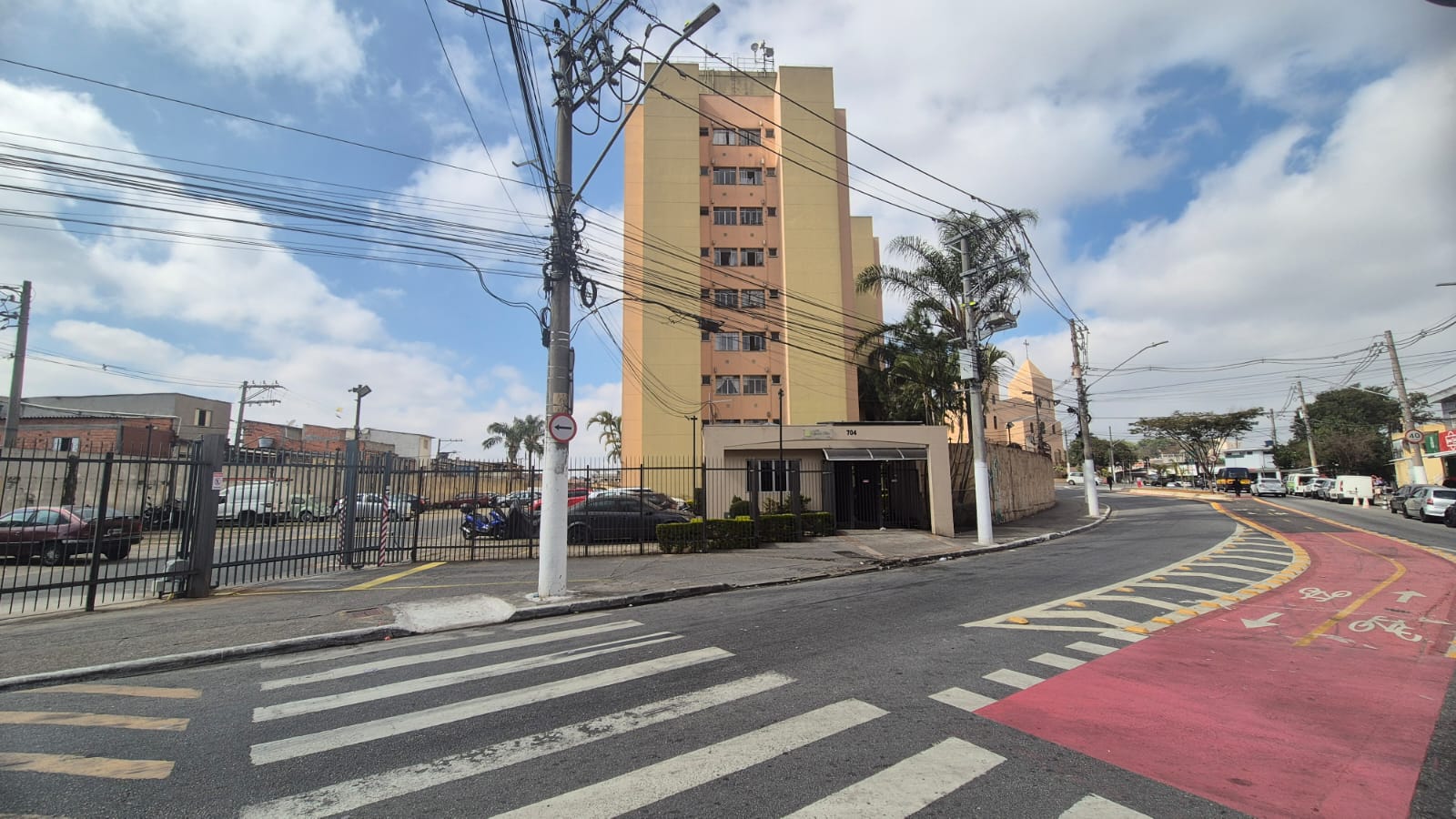 Apartamento em Ermelino Matarazzo com 2 dormitórios, planejados e lazer completo.