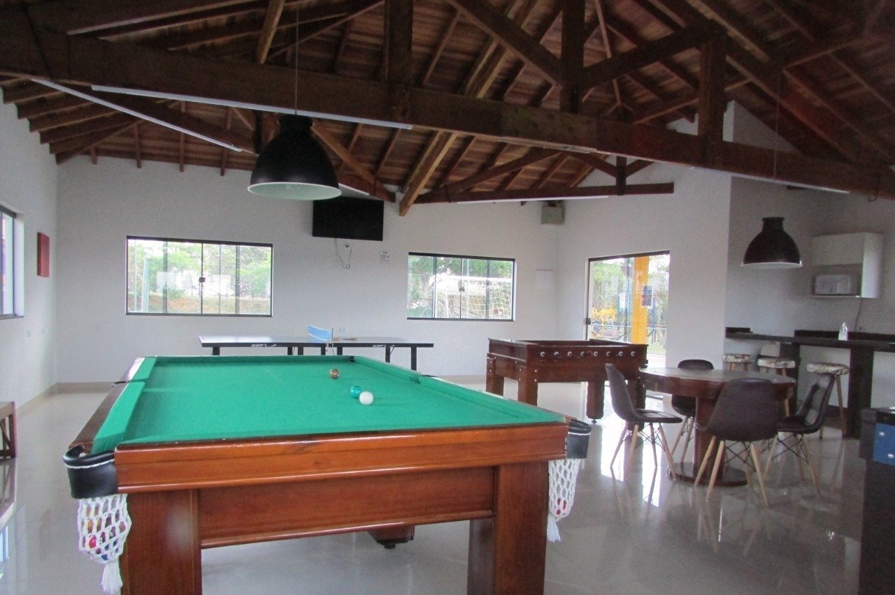 Casa a venda em Condomínio