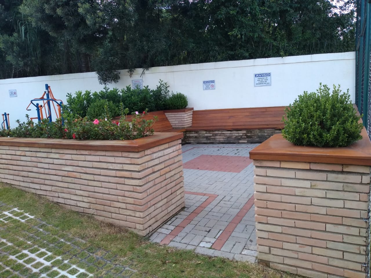 Casa para venda em condomínio