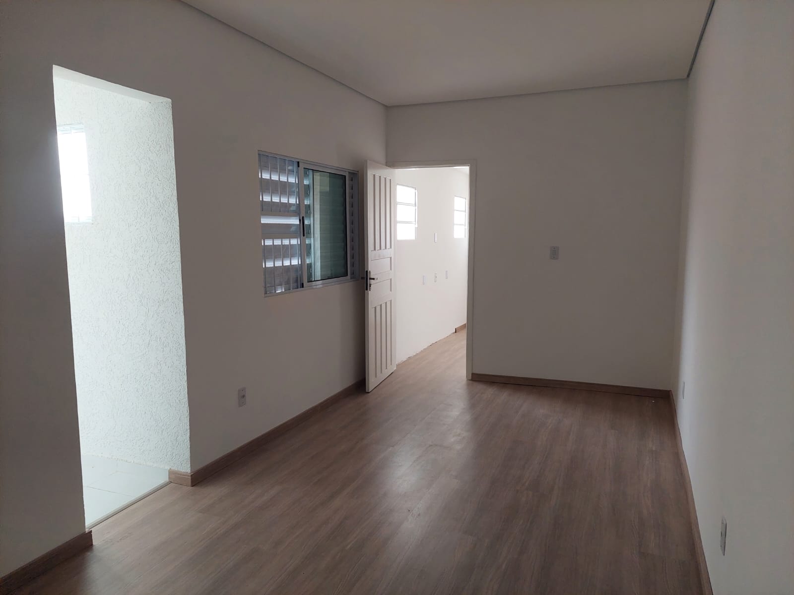 *SOBRADO Á VENDA EM VARGEM GRANDE PAULISTA*