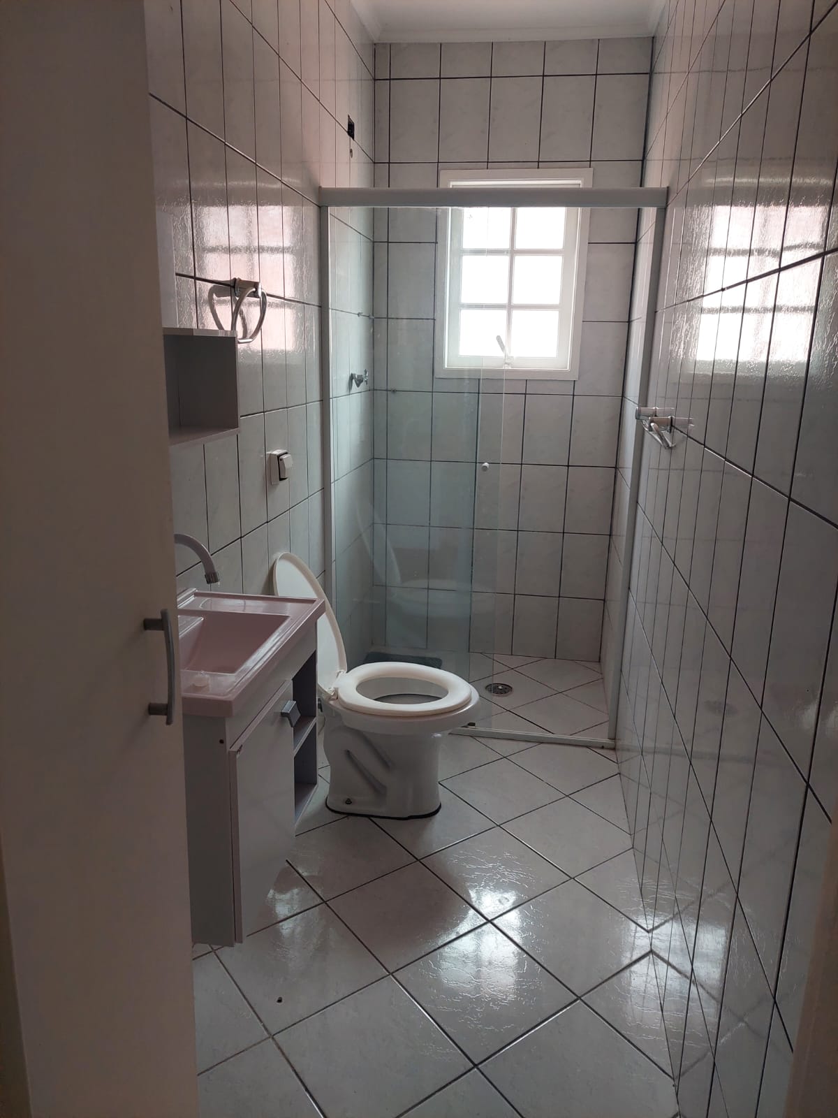 *SOBRADO Á VENDA EM VARGEM GRANDE PAULISTA*