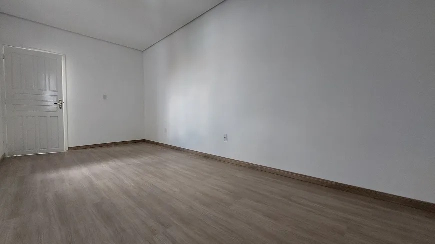 *SOBRADO Á VENDA EM VARGEM GRANDE PAULISTA*