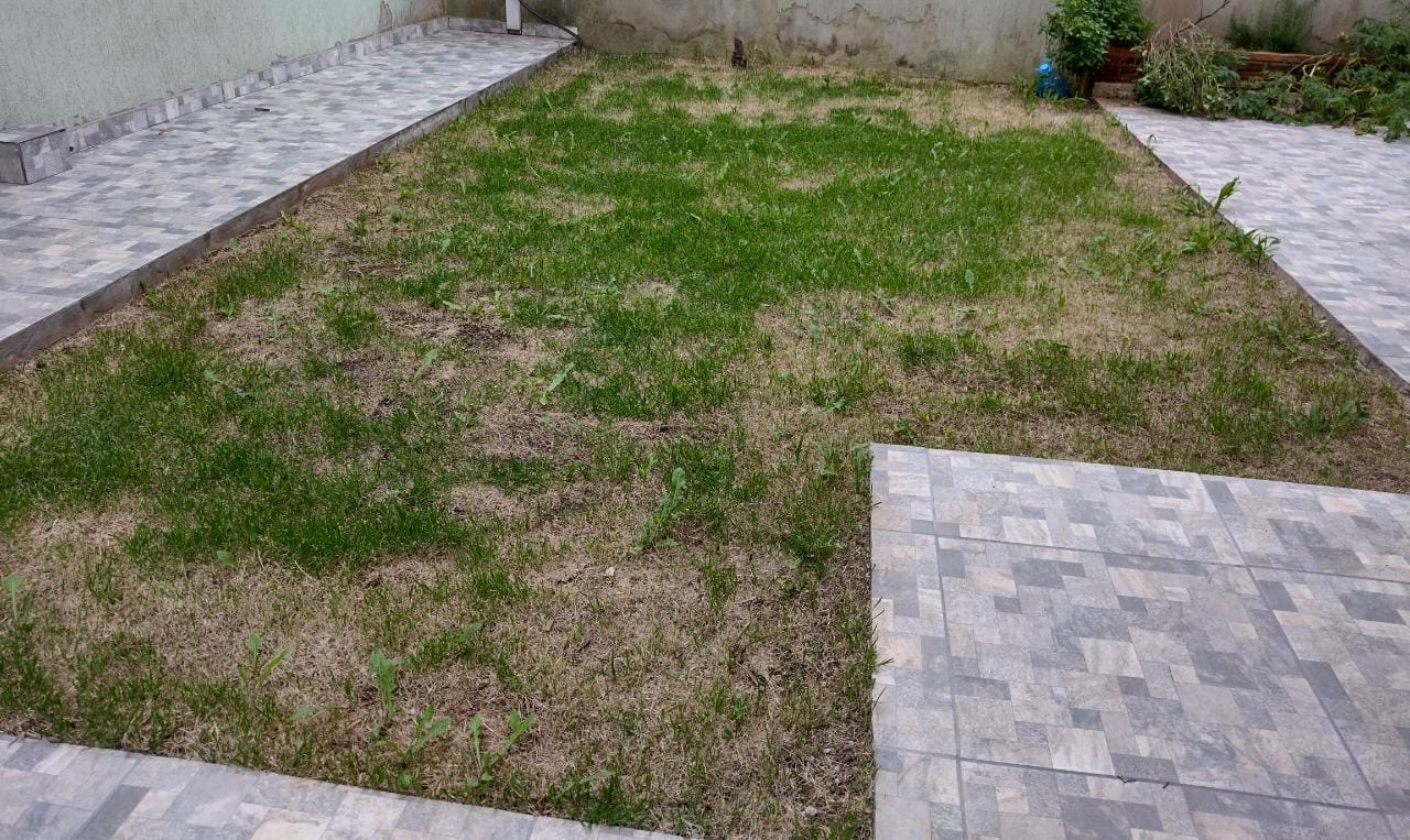 Casa á venda em Condomínio