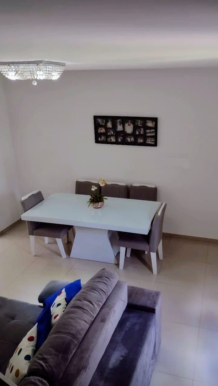 Casa a Venda Condomínio Fechado  em Caucaia do Alto