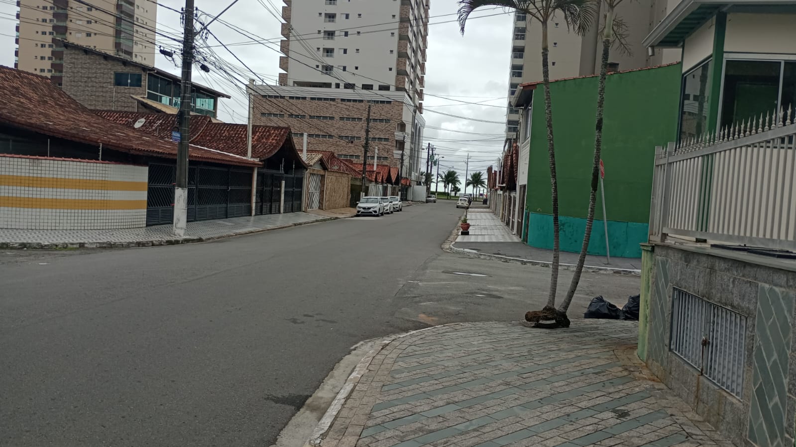 Kitnet no Caiçara - a 200m da Praia