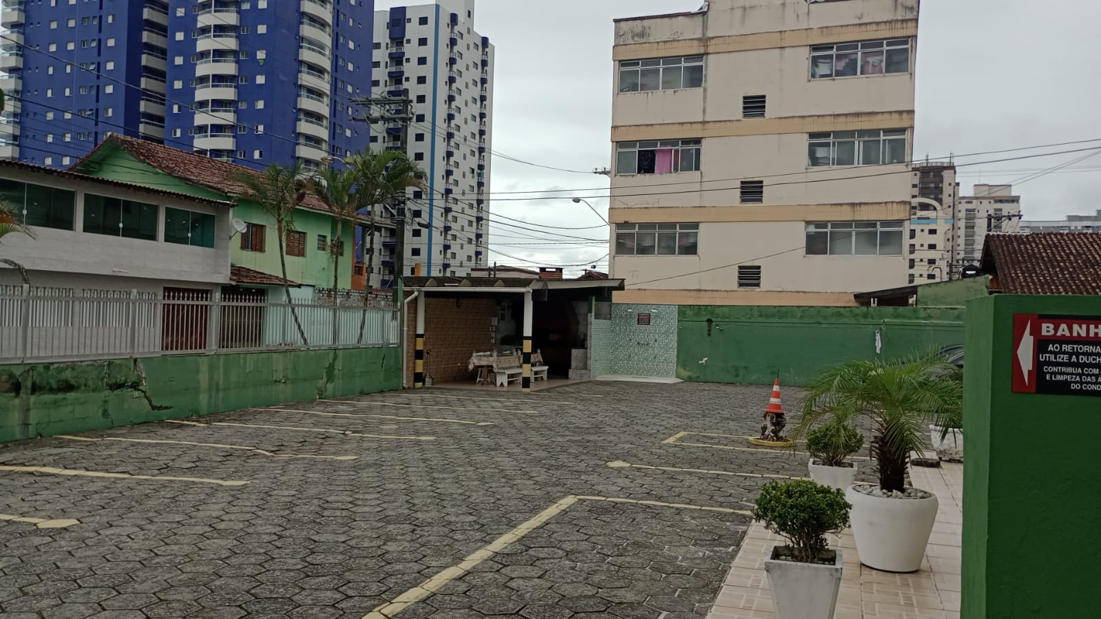 Kitnet no Caiçara - a 200m da Praia