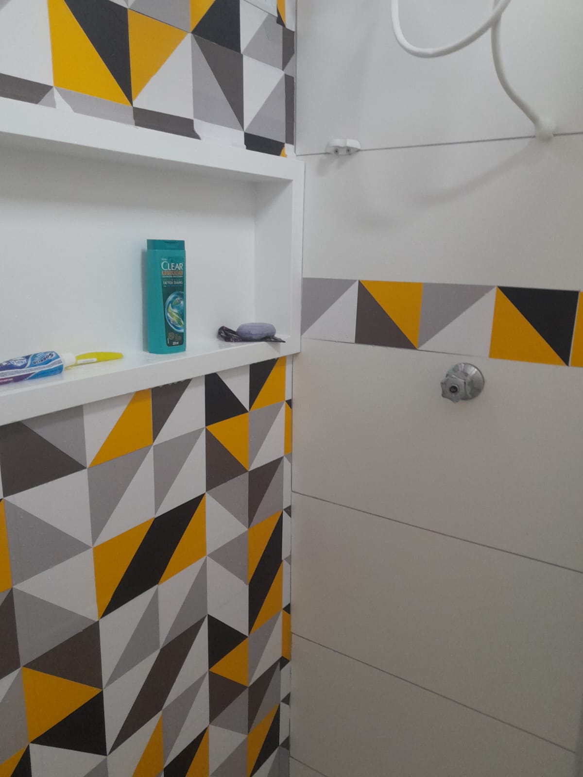 Kitnet Mobiliado - Ocian / Praia Grande - apenas R$ 132mil