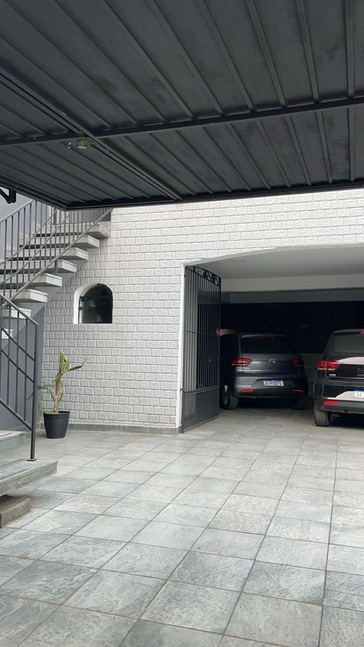 Sobrado, 263m de Área Construída - à 800m da Avenida dos Estados / Sto André