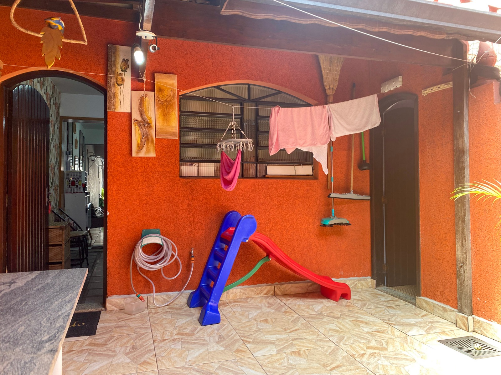 Sobrado Maravilhoso no Jardim Utinga - R$ 670.000,00